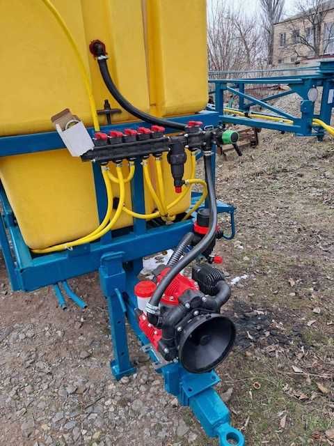 Оприскува ОП-2000