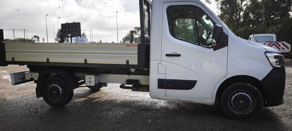 Vendo Renault Master caixa basculante