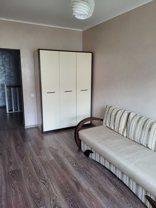 Продам котедж Ременів