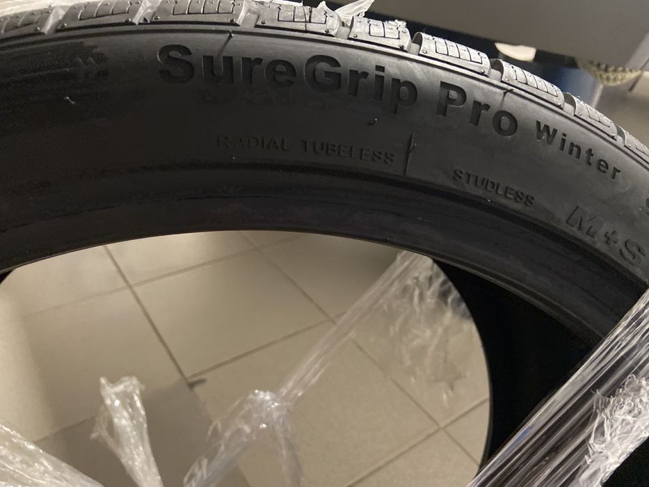 Pneu novo GRIPOMAX SureGrip Pro