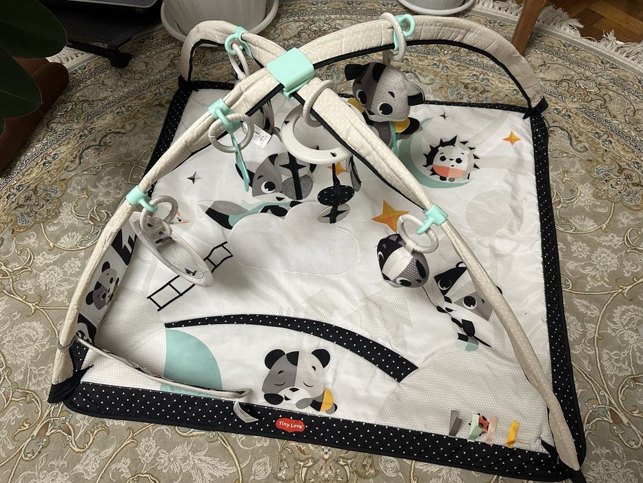 Розвиваючий килимок 0+  Tiny Love Нічна галявина