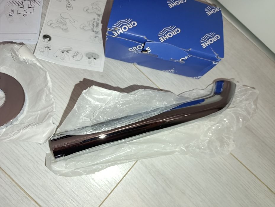 GROHE ESSENCE wylewka wannowa ścienna chrom