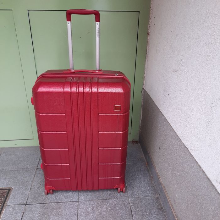 Sprzedam walizke kabinową