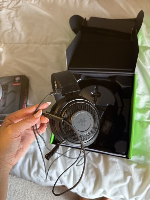 Razer Headset and Mechanical Keyboard64550287937921122