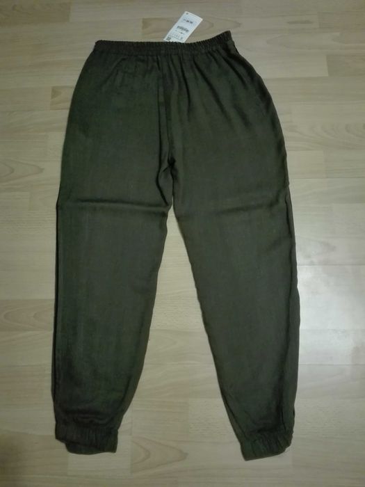 Joggery w kolorze khaki Zara rozm. S Nowe