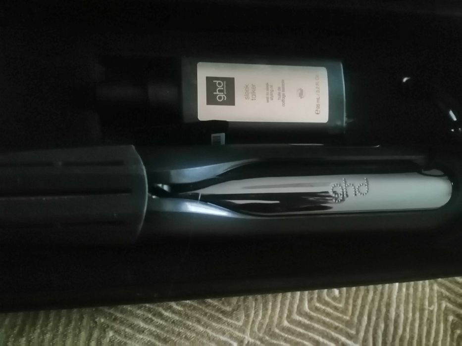 Prancha Ghd-coffret +óleo +estojo rígido de veludo preto o