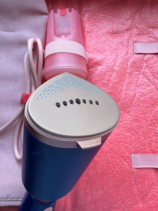 Відпарювач для одягу ручний PHILIPS STH5030/20