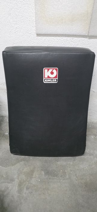 Material de Combate: Saco de Boxe Domyos + Escudo de Impacto Kohler