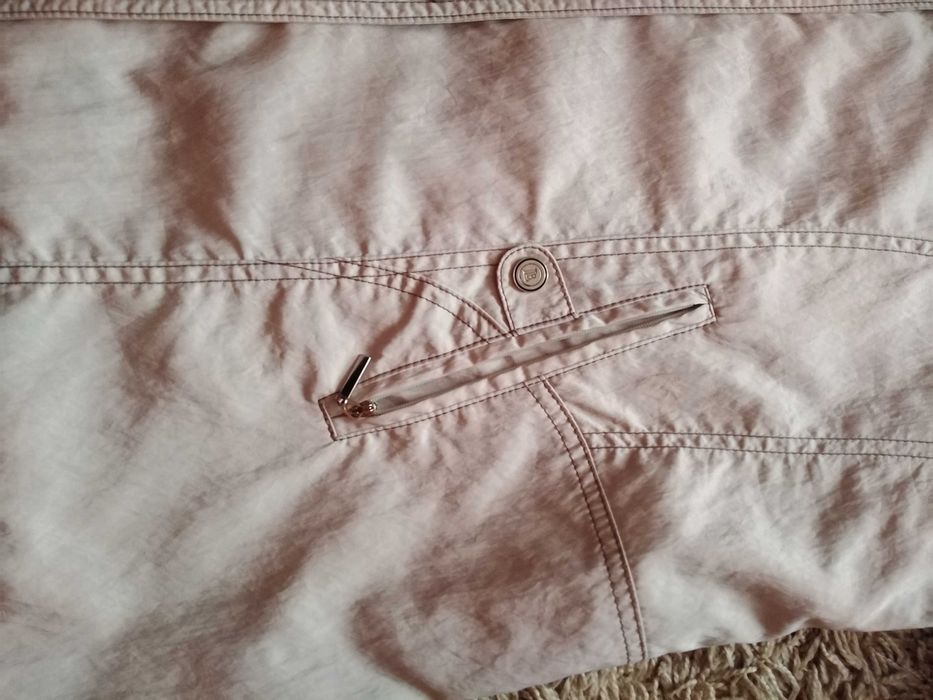 Damska beżowa kurtka z kapturem 2XL