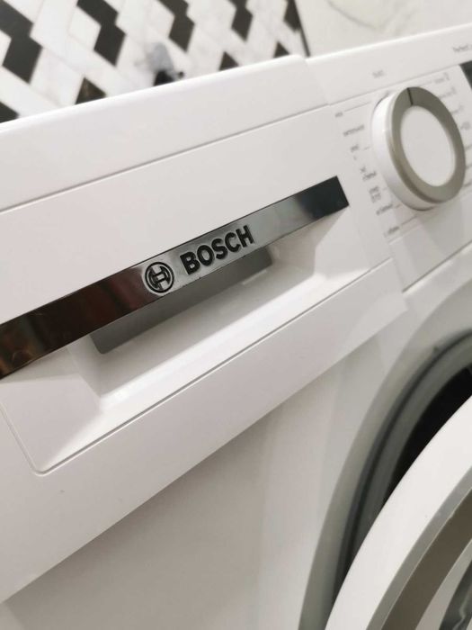 11499 вместо 23000! Почти НОВАЯ! Не была в ремонте! BOSCH (series 4)