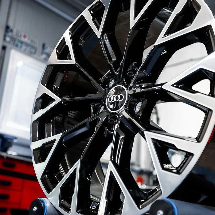 Oryginalne Felgi Audi RS 19" RS3 8Y