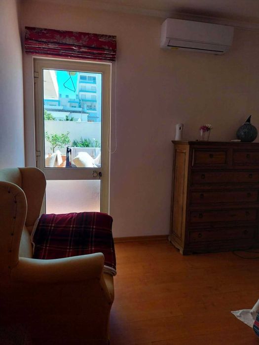 Quarto para arrendamento mensal