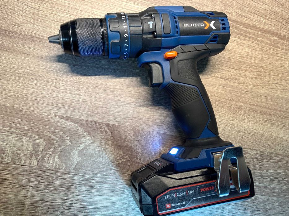 Акумуляторний дриль-шуруповерт ударний Dexter DT-CD 18/44-2