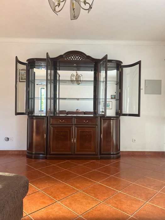 Móvel Cristaleira em Muito Bom estado