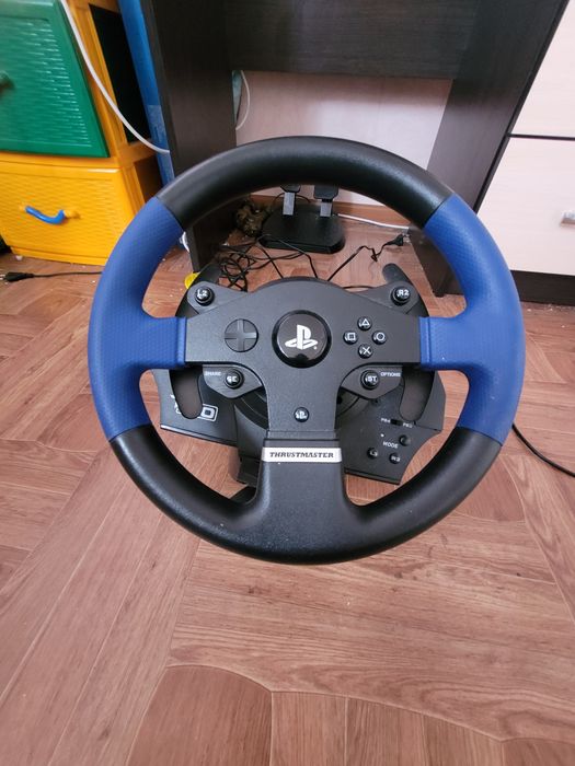 Руль thrustmaster T150 в хорошем состоянии
