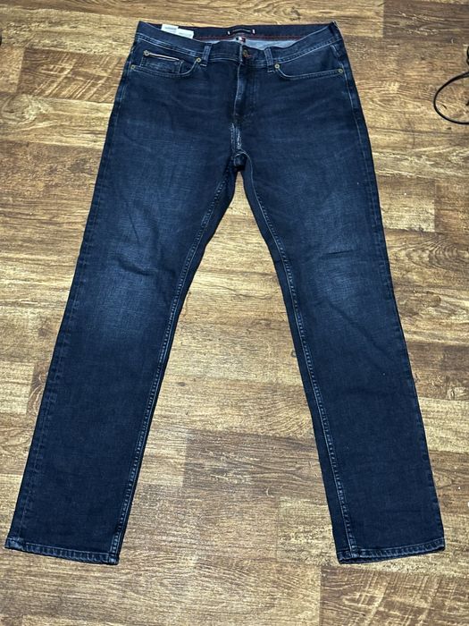 Джинси Томі Хілфігер