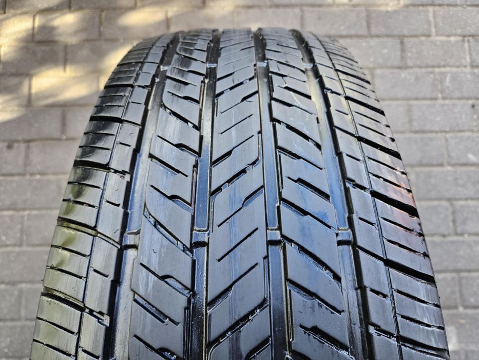 4x 255/70R18 113T Bridgestone Dueler H/T / 4x 5mm [PO]