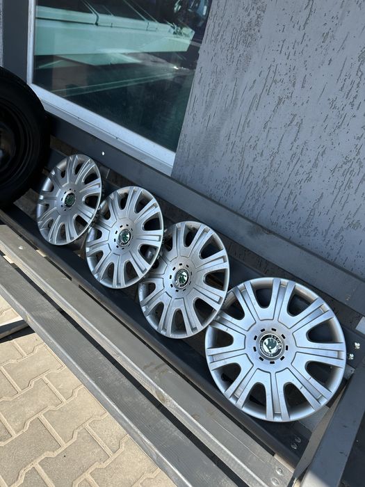 Зимняя резина Nokian 195/ 65 R15 на  дисках