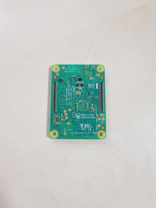 Raspberry Pi Compute Module 4 (CM4)i, 8GB RAM, 32GB eMMC / CM