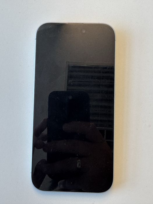 Iphone 16 biały 128GB