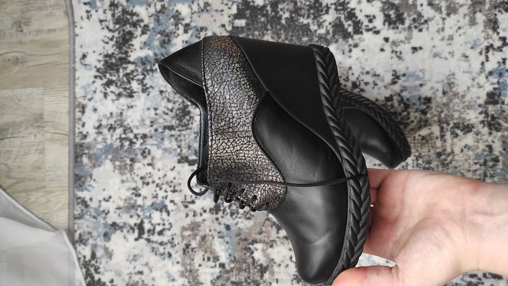 Взуття на платформі, батільйони на платформі, взуття весна - осінь