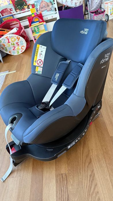Fotelik Britax Romer Dualfix M z bazą