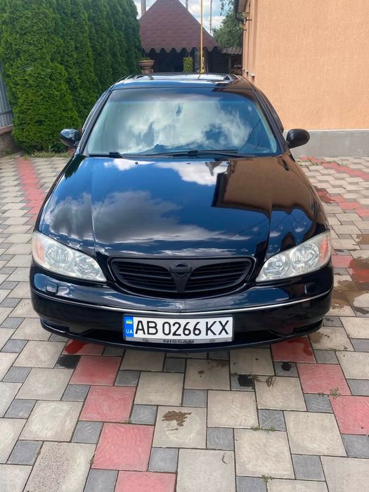 NISSAN MAXIMA 2002 р 2л бензин.Передній привід