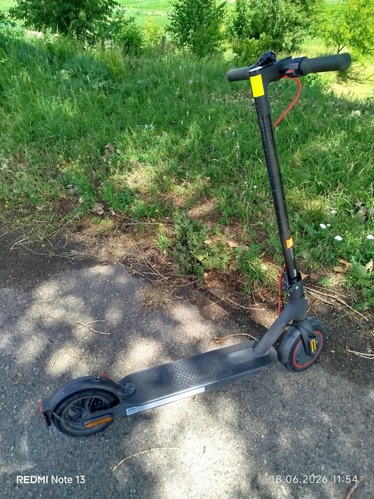 Продам Mi Electric Scooter Pro 2 в доброму  состояние