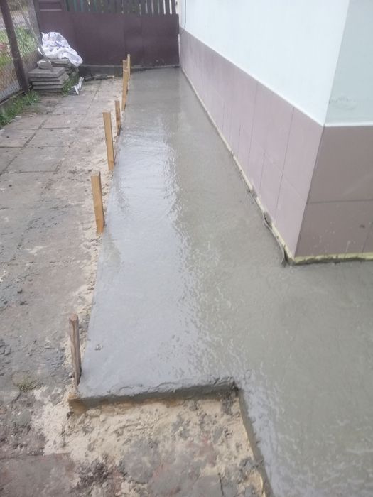 Будівельні роботи.Відмостка,Стяжка.Фундаменти.