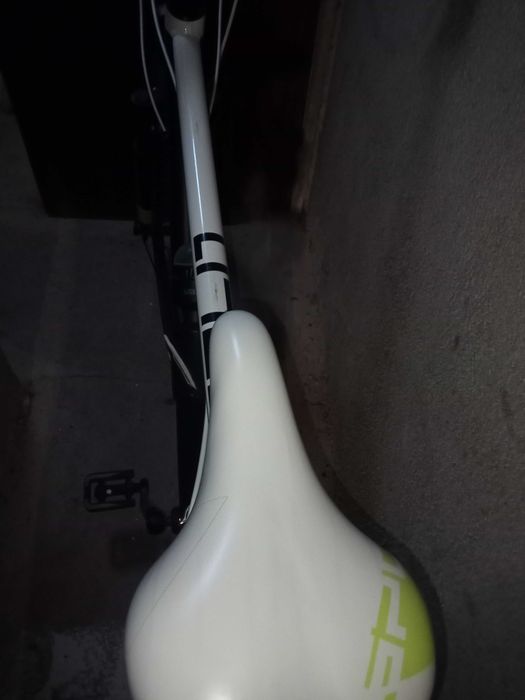 Vendo bicicleta muito boa para pedalar