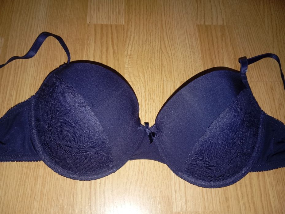 Biustonosz C&A 85 C nowy