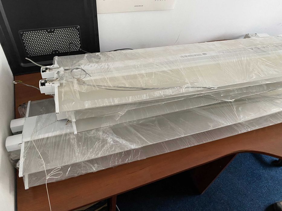 распродаж  світильників