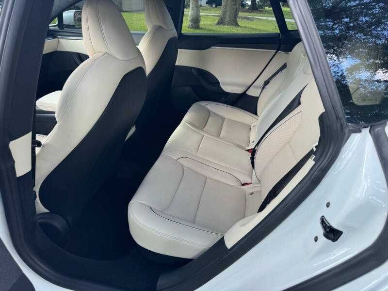 2021 Tesla Model S Plaid