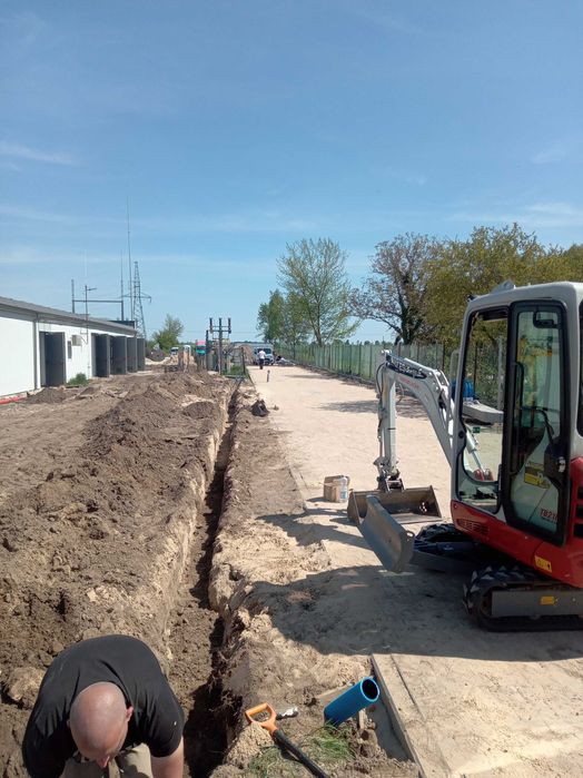 Uslugi minikoparka*Prace ziemne*Rozbiórki*Transport wywrotką 3,5T