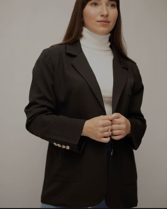 Продам піджаки нові