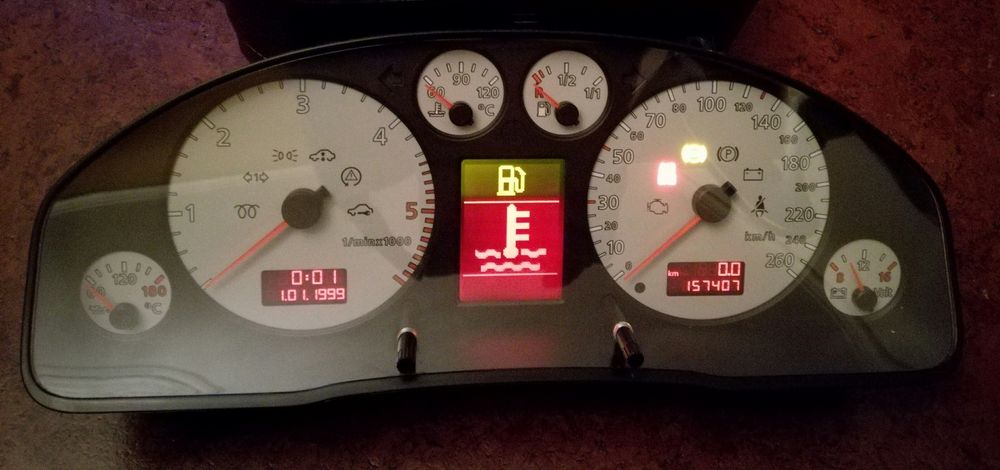 Quadrante painel Audi A4 B5 S-Line com LCD