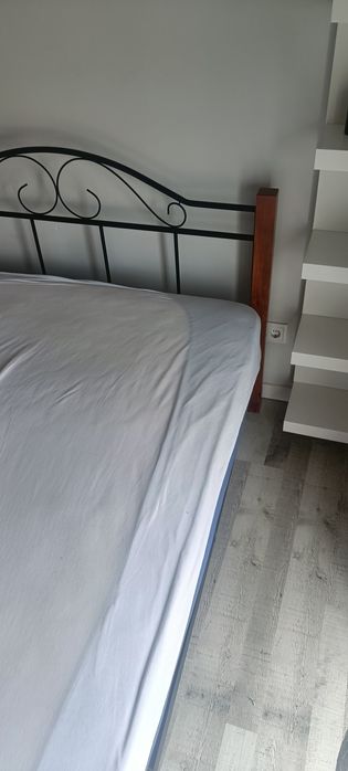 Cama com colchão