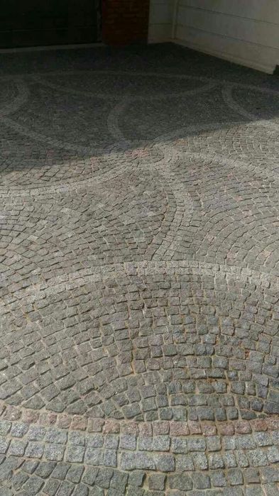 Гранітна бруківка, плитка тротуарна від 280 грнбрекчія та плитка з гра