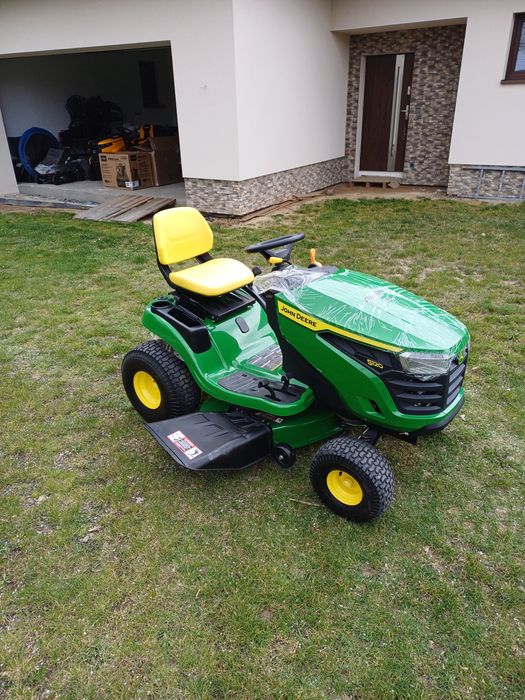 Traktorek  kosiarka John deere  s120 s130 s140