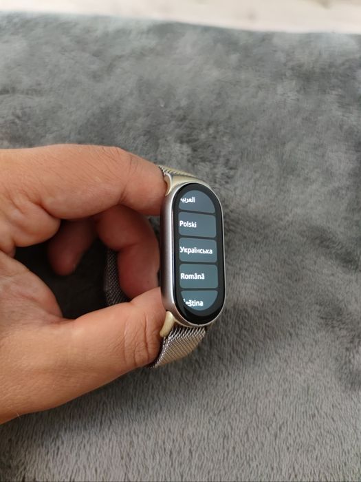 Продам mi band 9