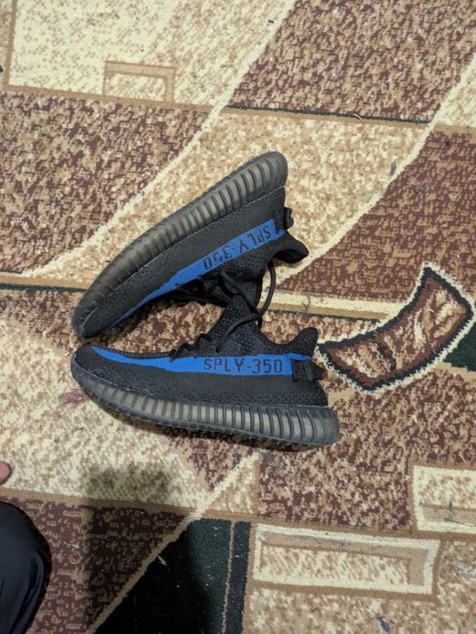 Кросівки Adidas Yeeze boost 350 v2