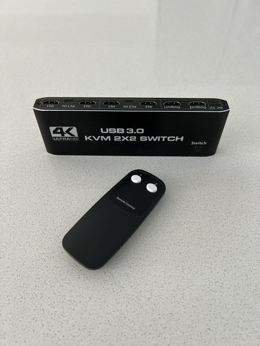 Ozvavzk HDMI 2.0 KVM Switch