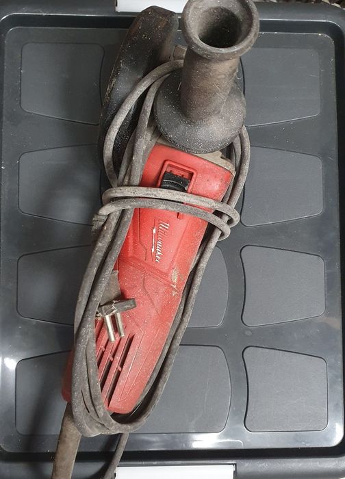 Rebarbadora Milwaukee 1000W 125