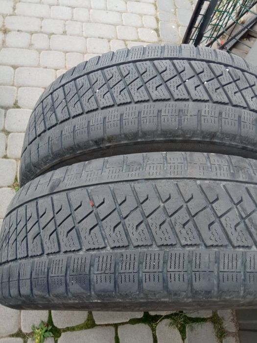 Шини зимові 225/65/16