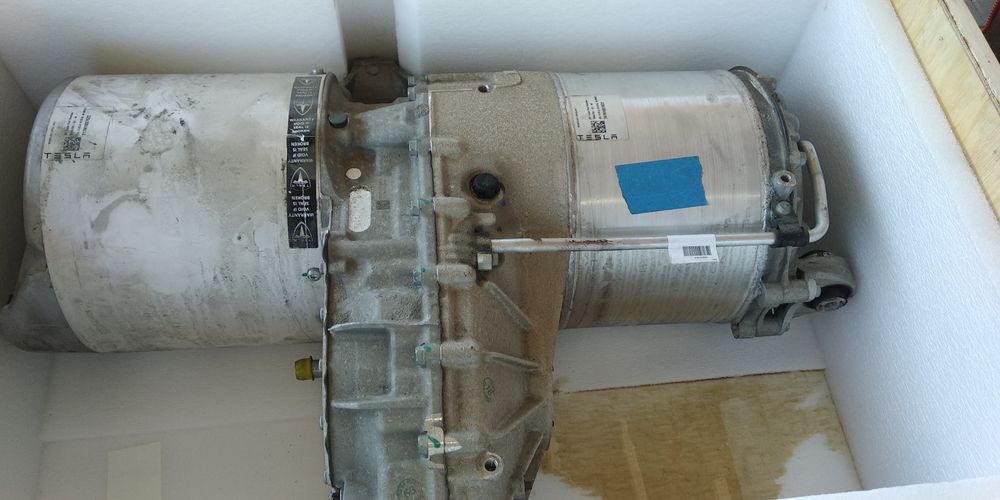 Двигатель RAV4 EV в сборе. После полного капитального ремонта.