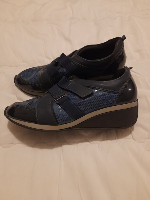 Sapatilhas em bom estado