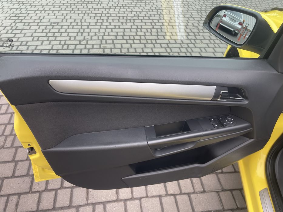 Opel Astra 2010 дизель