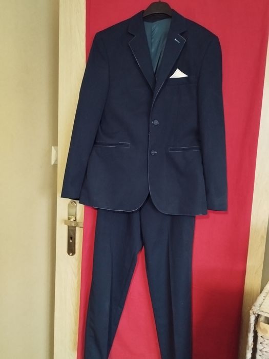 Garnitur granatowy Bruno Zinger