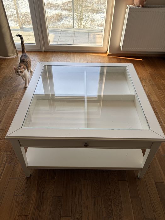 Stolik kawowy Ikea przeszklony z szyfladą biały