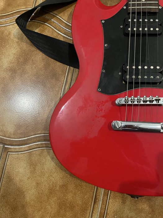 Guitarra Epiphone G-310